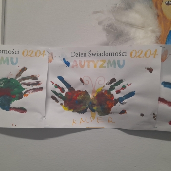 1000043767